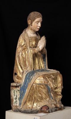 Vergine orante, scultura lignea policroma, fine del secolo XV – Sezione Medievale Moderna, Museo di Torcello, Venezia